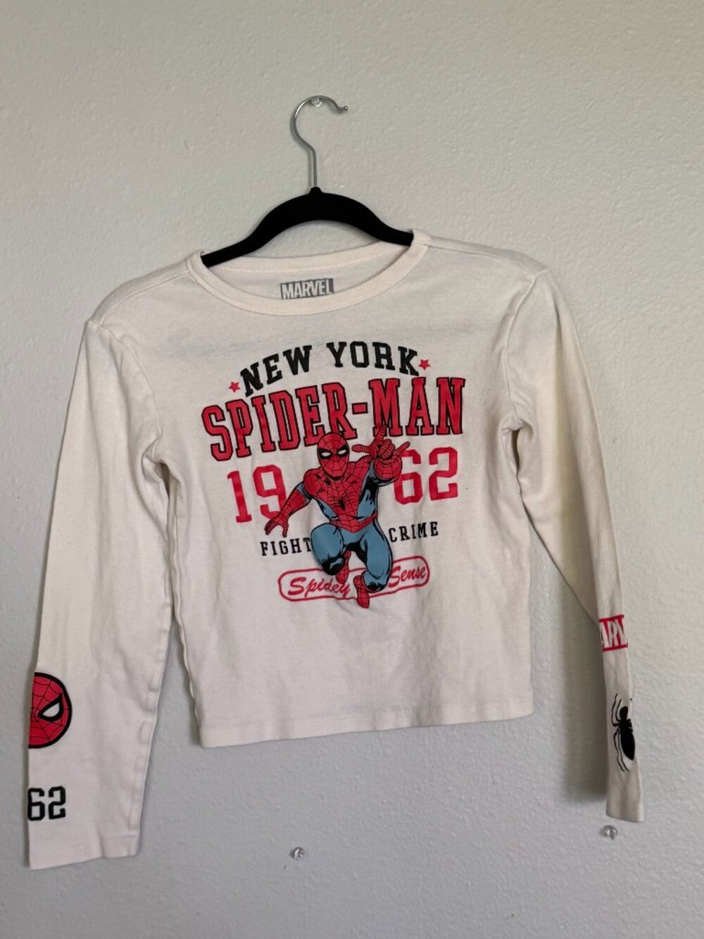 Marvel Spider-Man New York 1962 Long Sleeve Graphic Tee Youth M Cream
